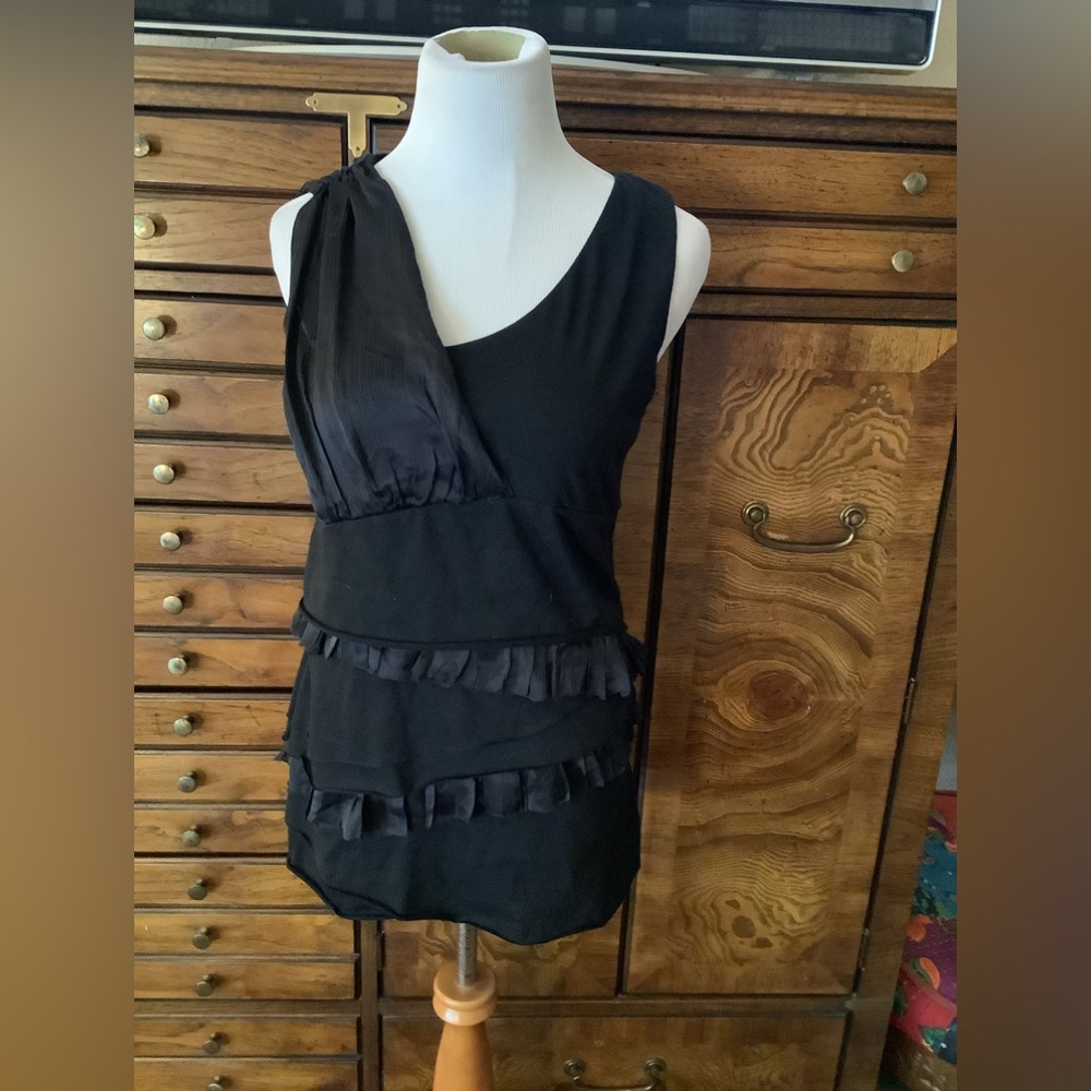 Women’s M M Couture Sleeveless Black Blouse